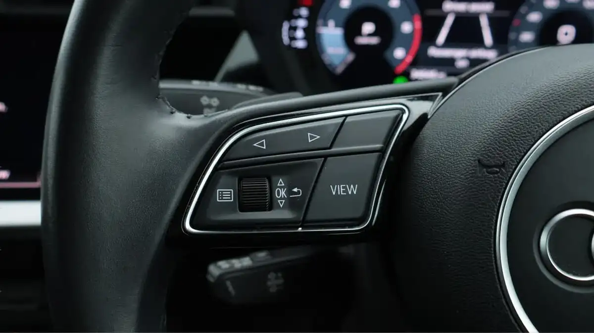 2020-audi-a3-20-35-tdi-sportback-5d-s-tronic-big-23