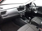 2022-kia-stonic-10-t-gdi-2-small-10