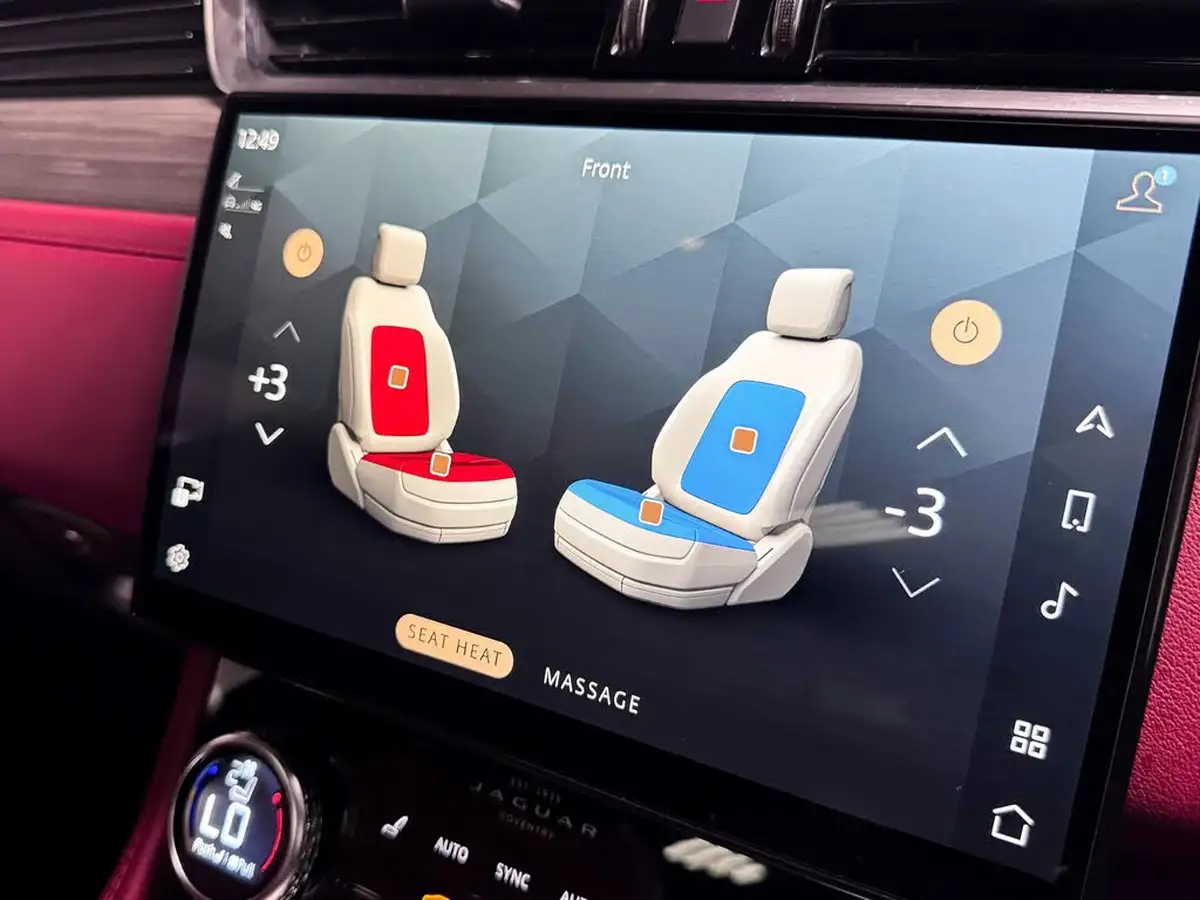 2021-jaguar-f-pace-20-d200-r-dynamic-se-mhev-big-61