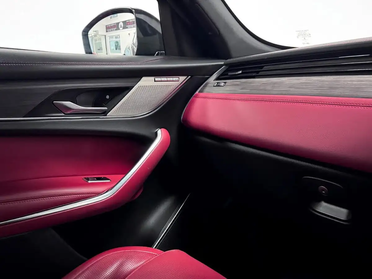 2021-jaguar-f-pace-20-d200-r-dynamic-se-mhev-big-37