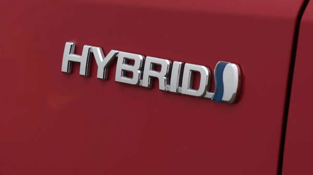 2021-toyota-corolla-18-vvt-i-design-spare-wheel-hatchback-5d-big-21