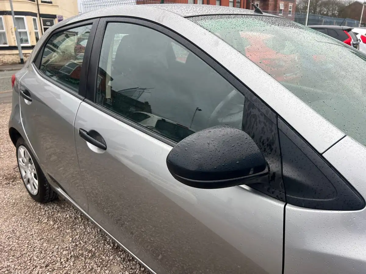 2012-mazda-mazda2-13-ts-air-con-75ps-5d-big-35