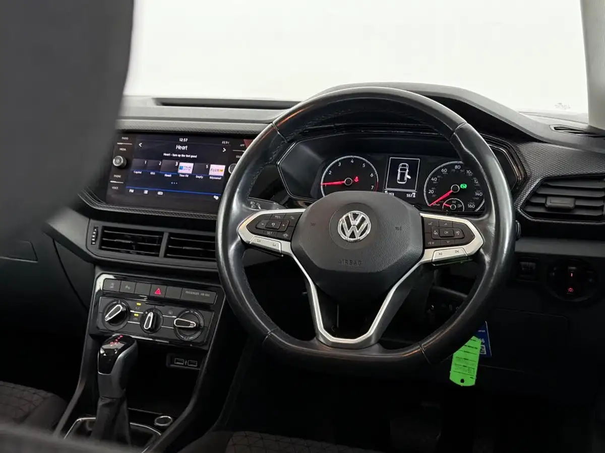2019-volkswagen-t-cross-10-tsi-se-115ps-dsg-big-17