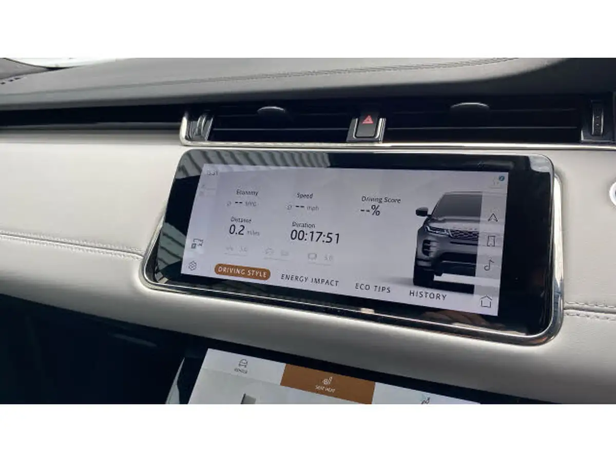 2022-land-rover-range-rover-evoque-15-p300e-autobiography-big-46