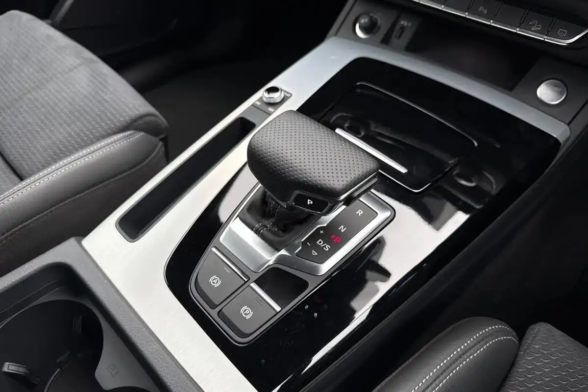 2024-audi-q5-20-40-tdi-s-line-station-wagon-big-19