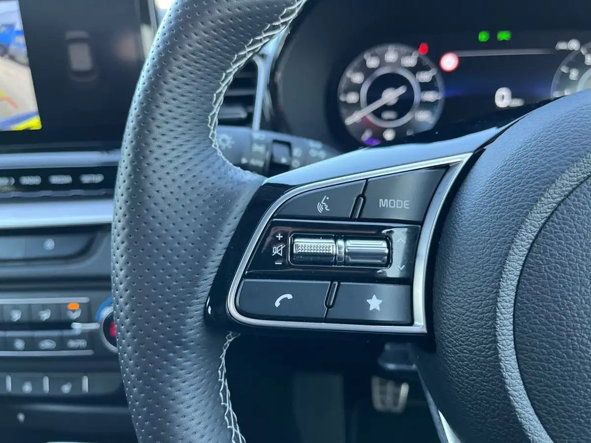 2022-kia-xceed-15-t-gdi-gt-line-s-big-23