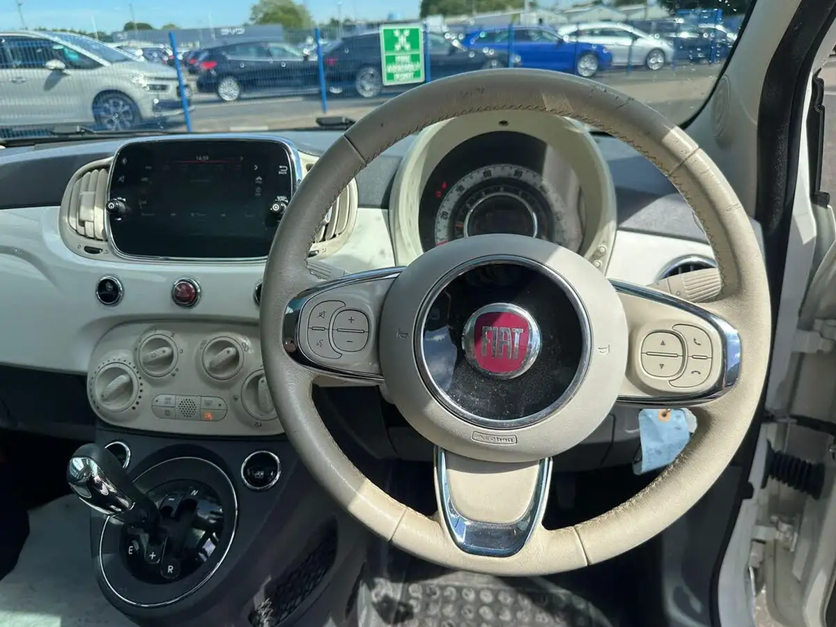2017-fiat-500-12-lounge-dualogic-big-2