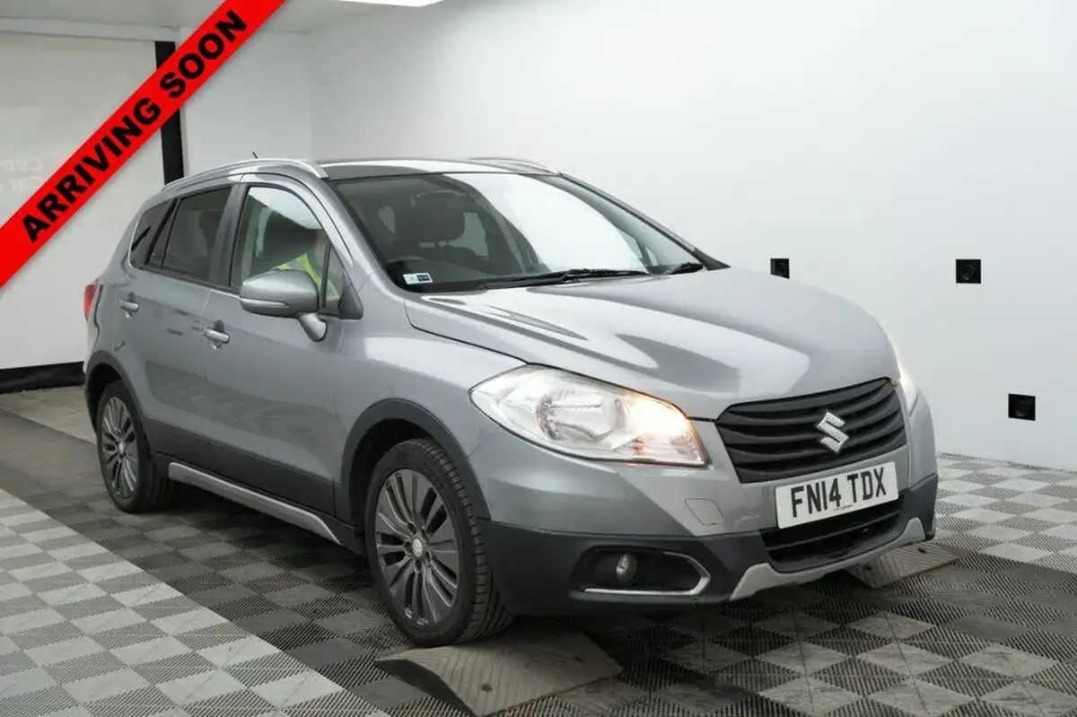 2014-suzuki-s-cross-16-sz4-big-0