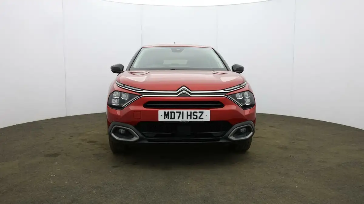 2022-citroen-c4-e-shine-plus-big-35