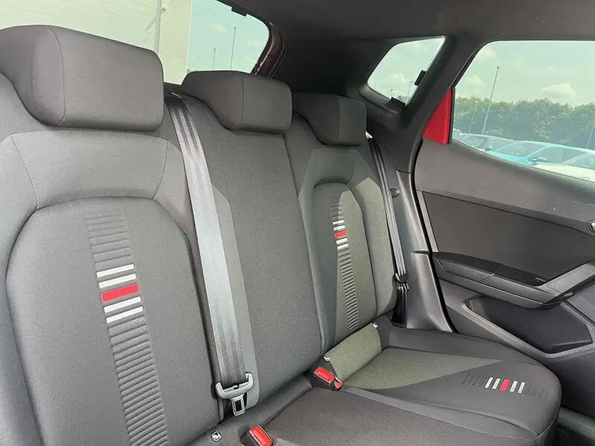 2019-seat-arona-10-tsi-fr-big-30
