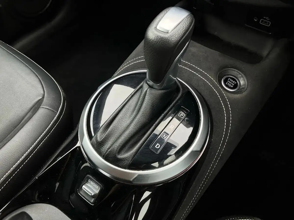 2020-nissan-juke-10-dig-t-tekna-117ps-dct-big-41