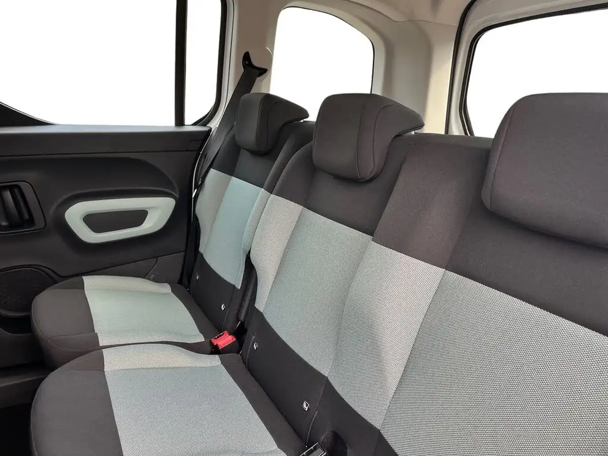 2020-citroen-berlingo-15bluehdi-flair-m-size-130ps-eat8-big-9