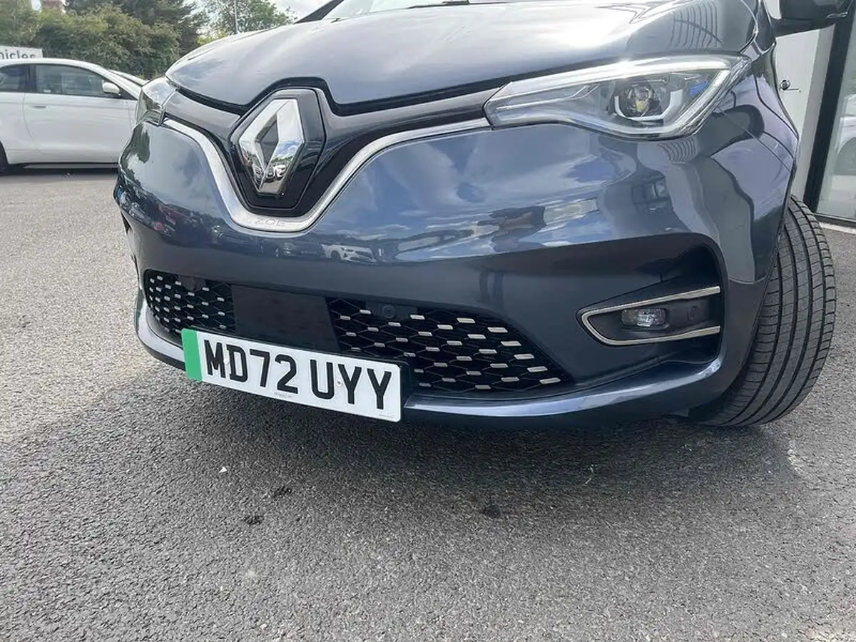 2022-renault-zoe-e-gt-line-big-18