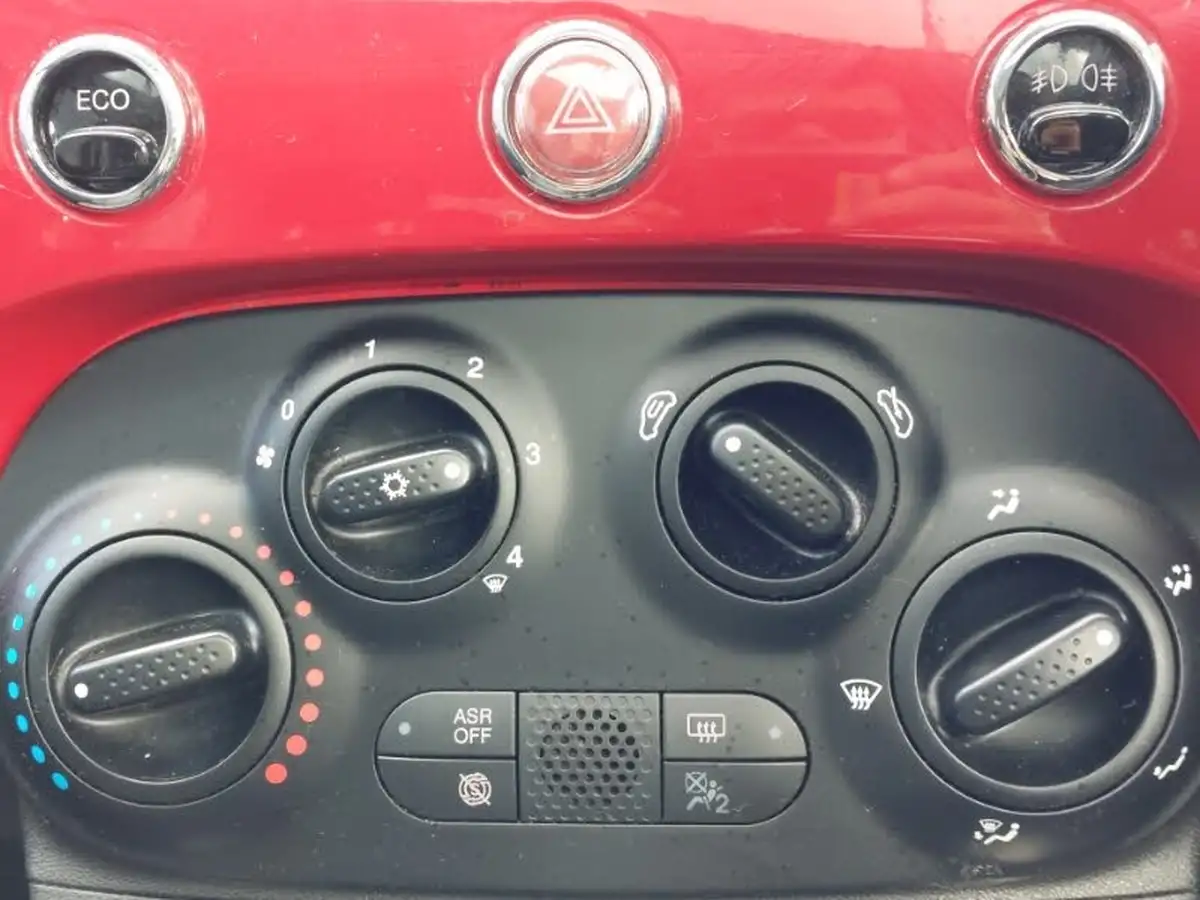 2019-fiat-500-09-twinair-lounge-big-15