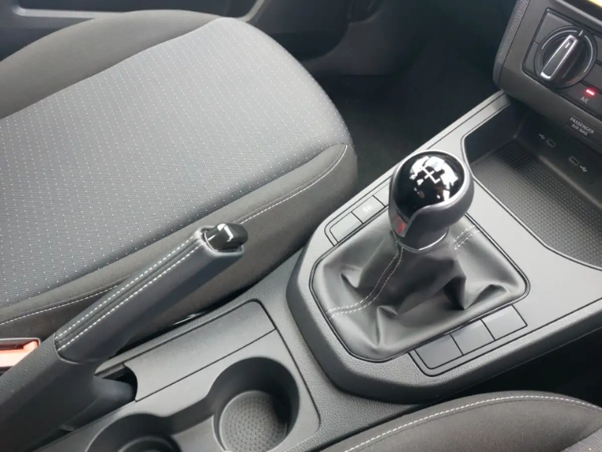 2024-seat-ibiza-10-tsi-se-technology-big-16