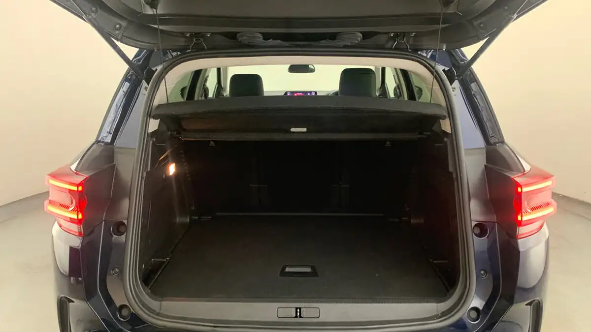 2023-citroen-c5-aircross-12-puretech-shine-136ps-hybrid-e-dsc6-big-4