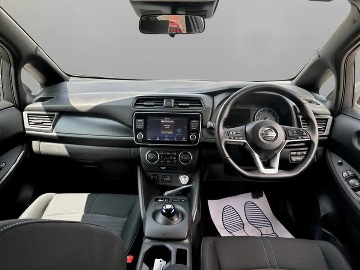 2022-nissan-leaf-e-acenta-big-10