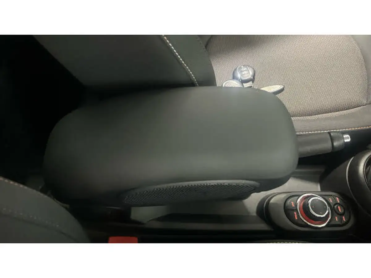 2021-mini-cooper-15-cooper-classic-hatchback-5d-big-36