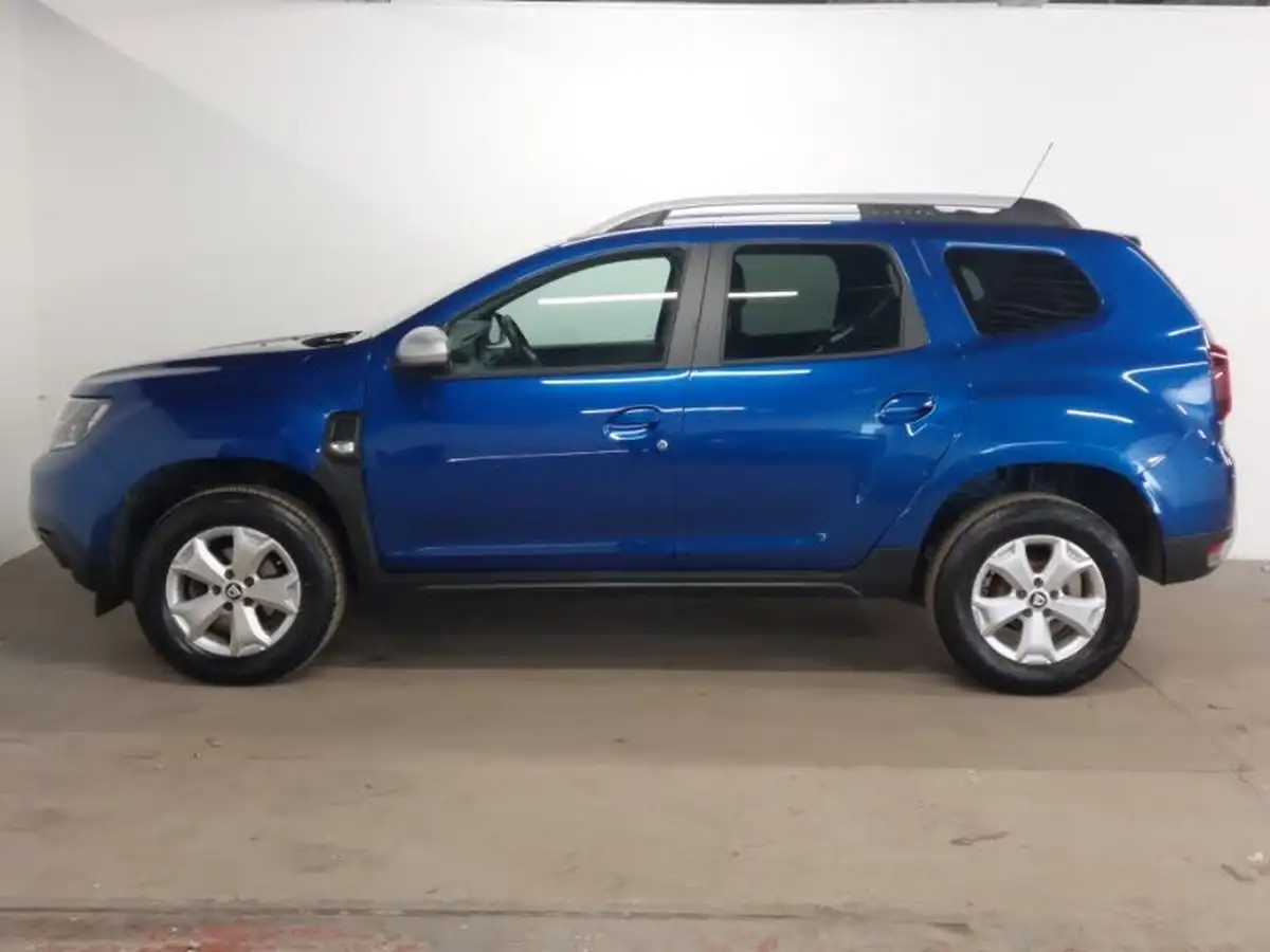 2021-dacia-duster-10-tce-comfort-100bhp-bi-fuel-station-wagon-5d-big-3