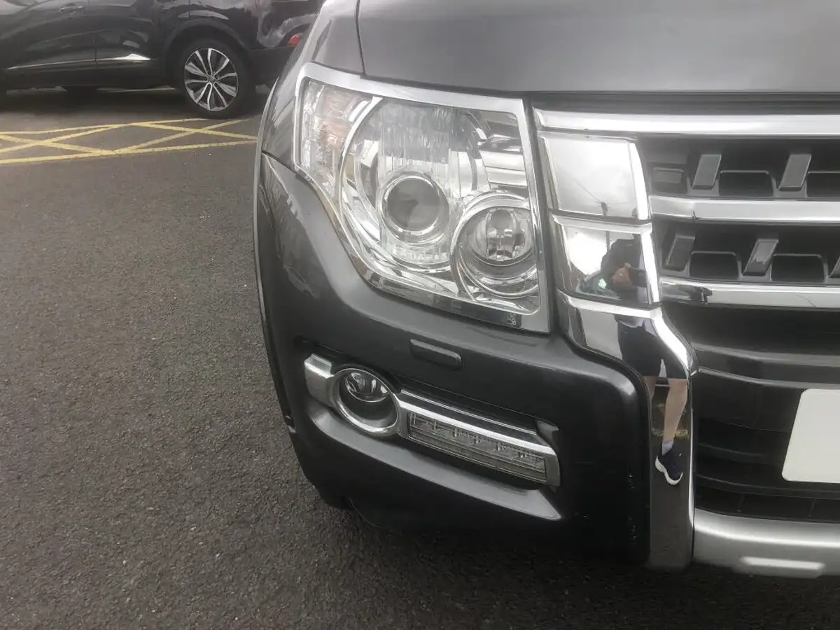 2016-mitsubishi-shogun-32td-warrior-32-di-dc-187bhpeu6-4x4-swb-window-van-auto-big-10