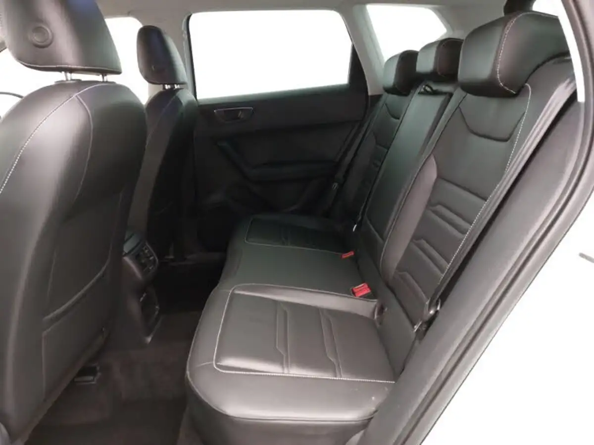 2023-seat-ateca-20tdi-xperience-lux-150ps-suv-dsg-big-5