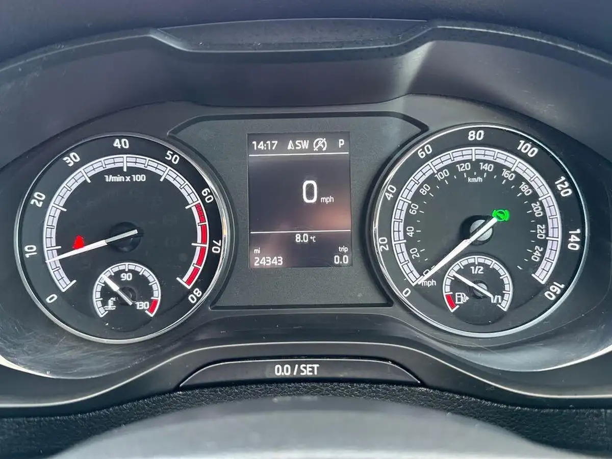 2021-skoda-karoq-15-tsi-se-technology-dsg-big-17