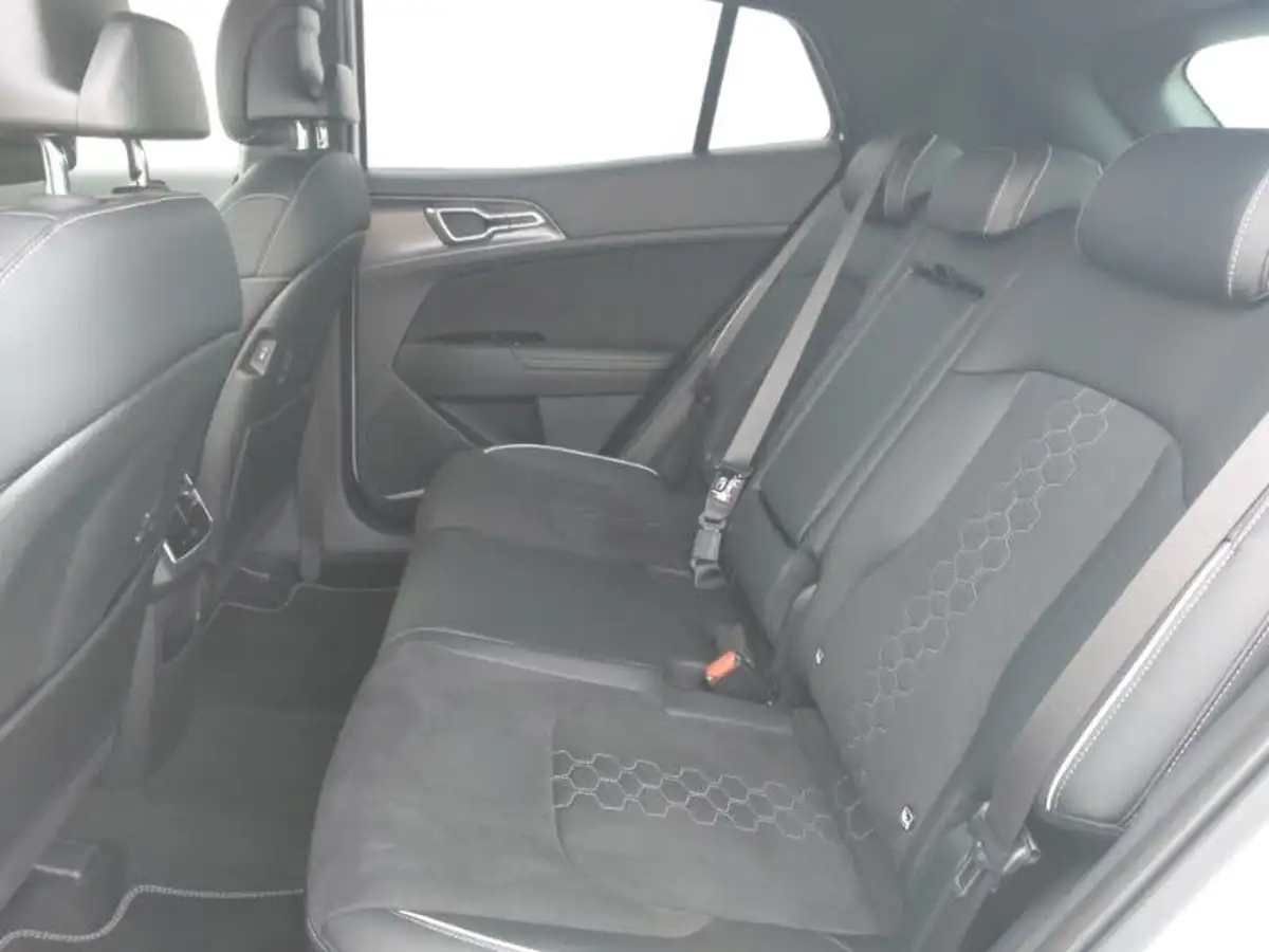 2024-kia-sportage-16-t-gdi-gt-line-157bhp-48v-big-5