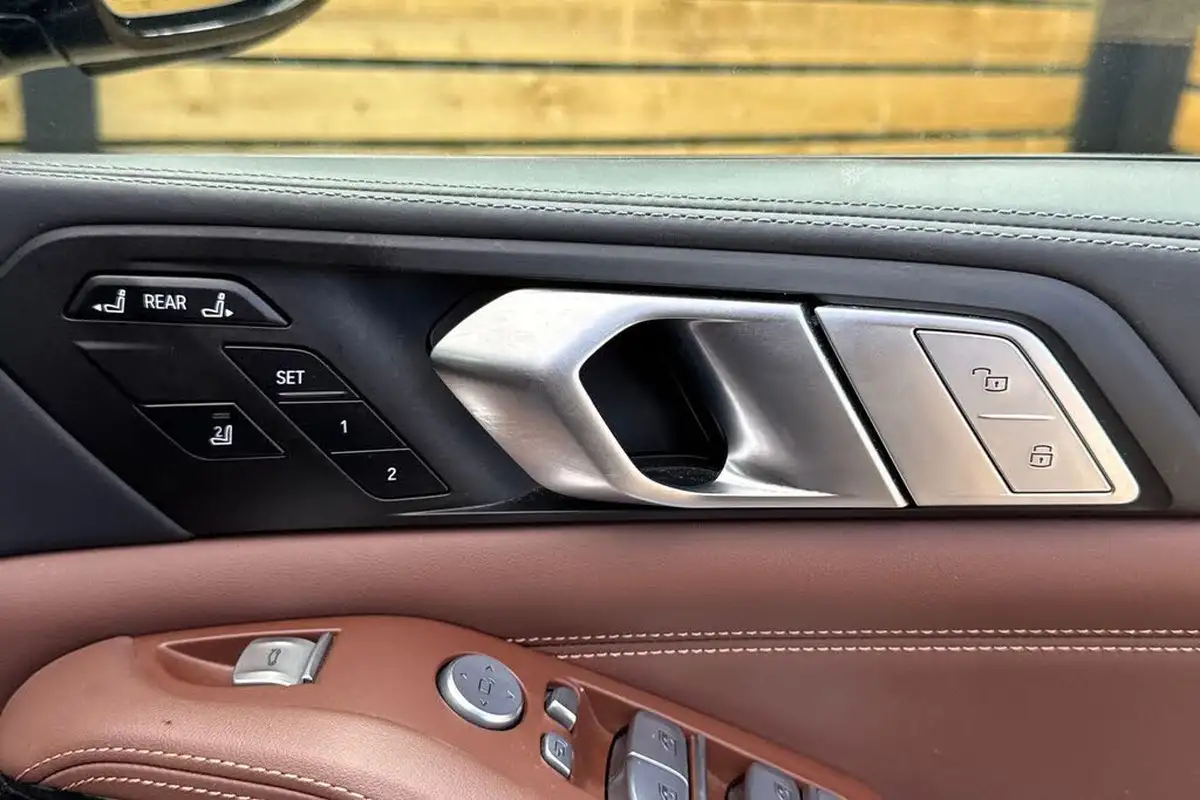 2022-bmw-x7-30td-xdrive-40d-m-sport-big-55