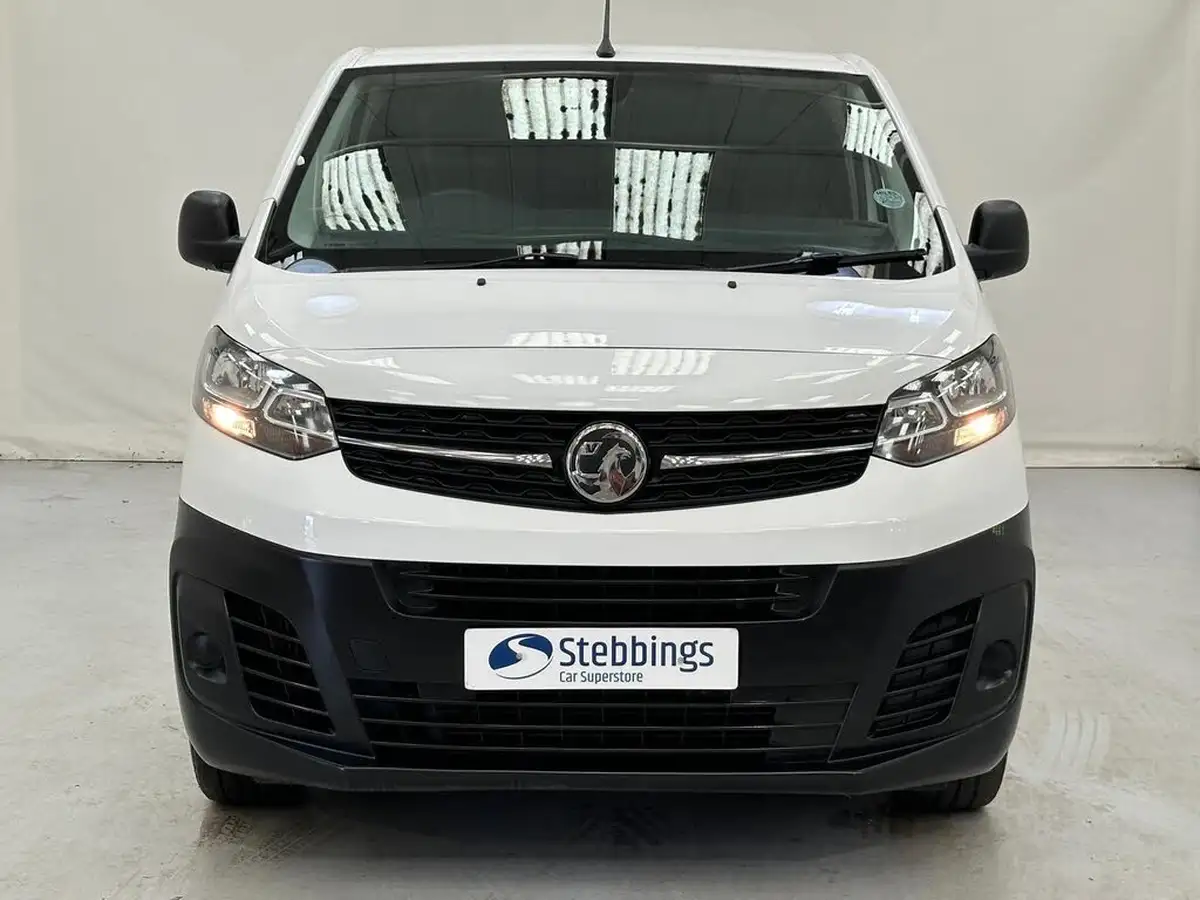2021-vauxhall-vivaro-15td-2900-l2h1-dynamic-100pseu6dt-big-3