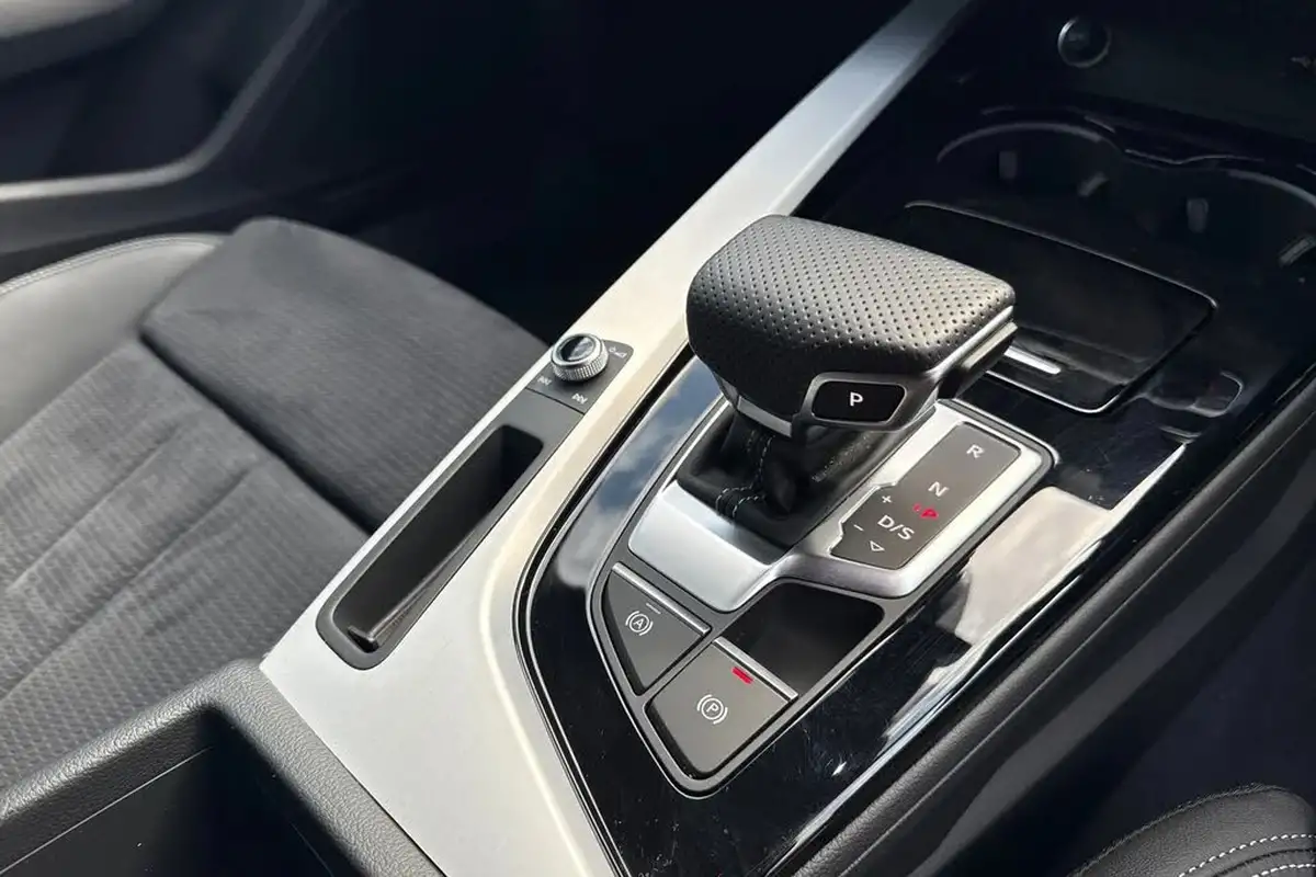 2024-audi-a5-20-45-tfsi-s-line-sportback-5d-big-21