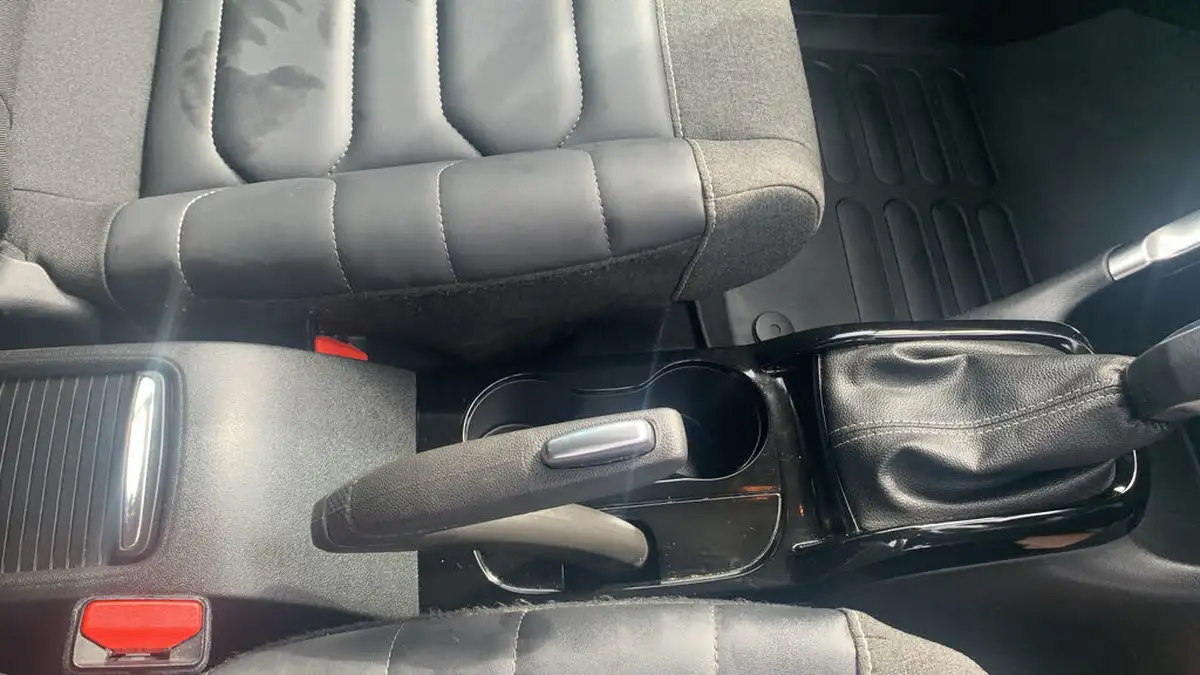 2023-citroen-c3-aircross-12-puretech-shine-plus-130ps-eat6-big-20