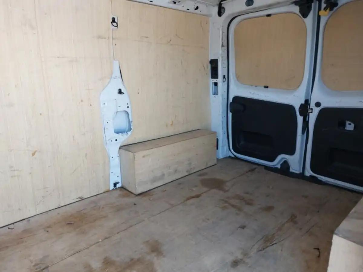 2022-renault-trafic-20dci-sl28-130-business-big-5
