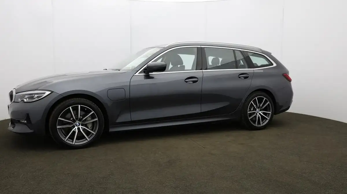 2021-bmw-3-series-20-330e-sport-pro-touring-5d-big-26