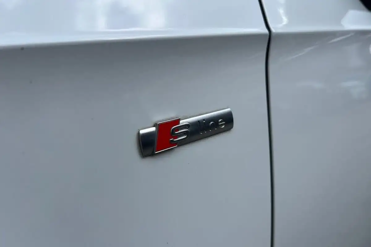 2019-audi-a3-15-35-tfsi-black-edition-sportback-5d-s-tronic-big-25