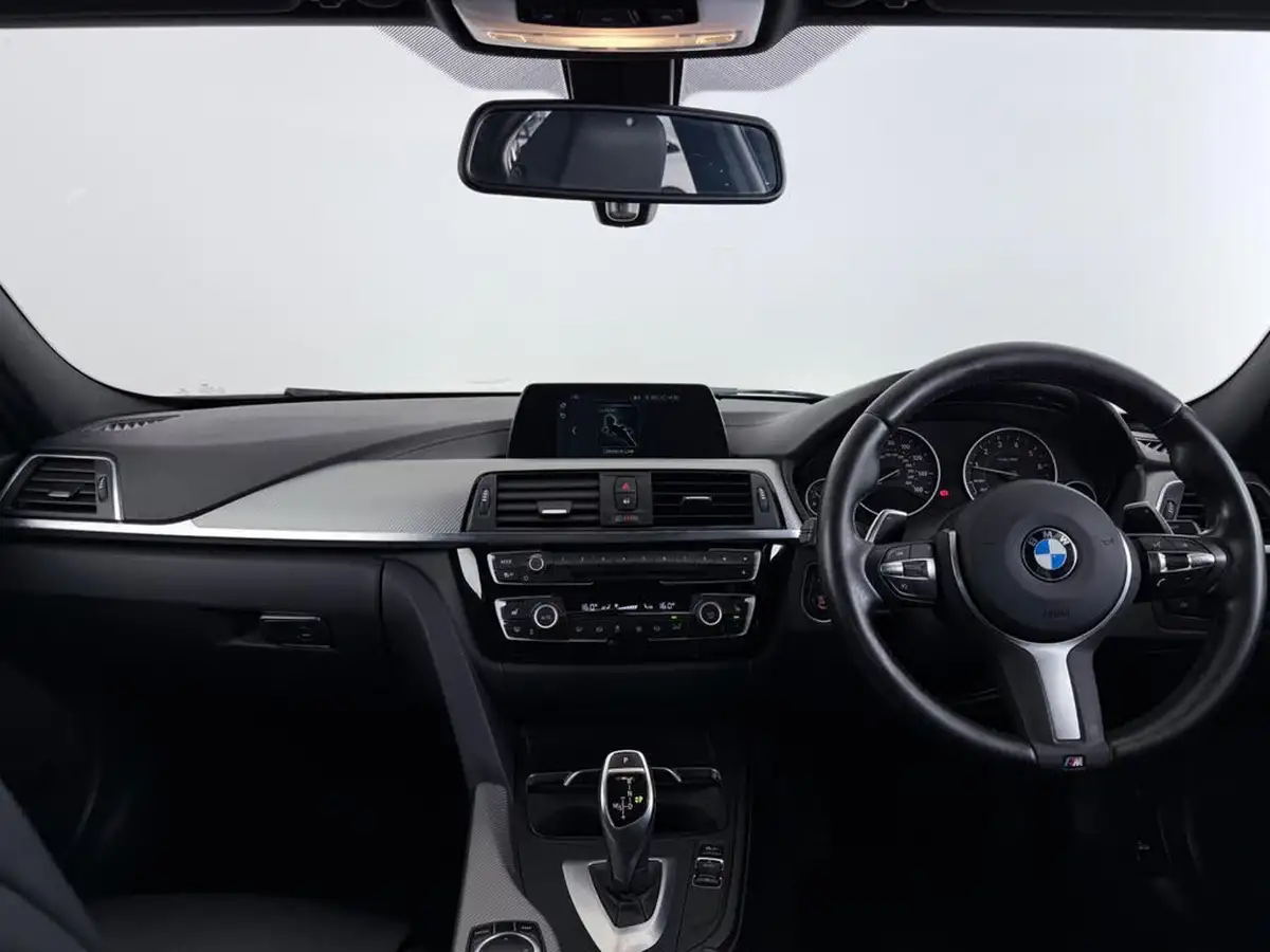 2018-bmw-3-series-20-320i-m-sport-shadow-edition-saloon-4d-auto-big-18