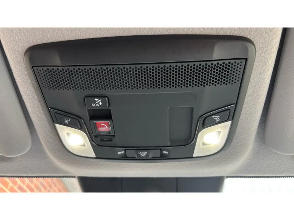 2020-honda-jazz-15-i-mmd-ex-big-42