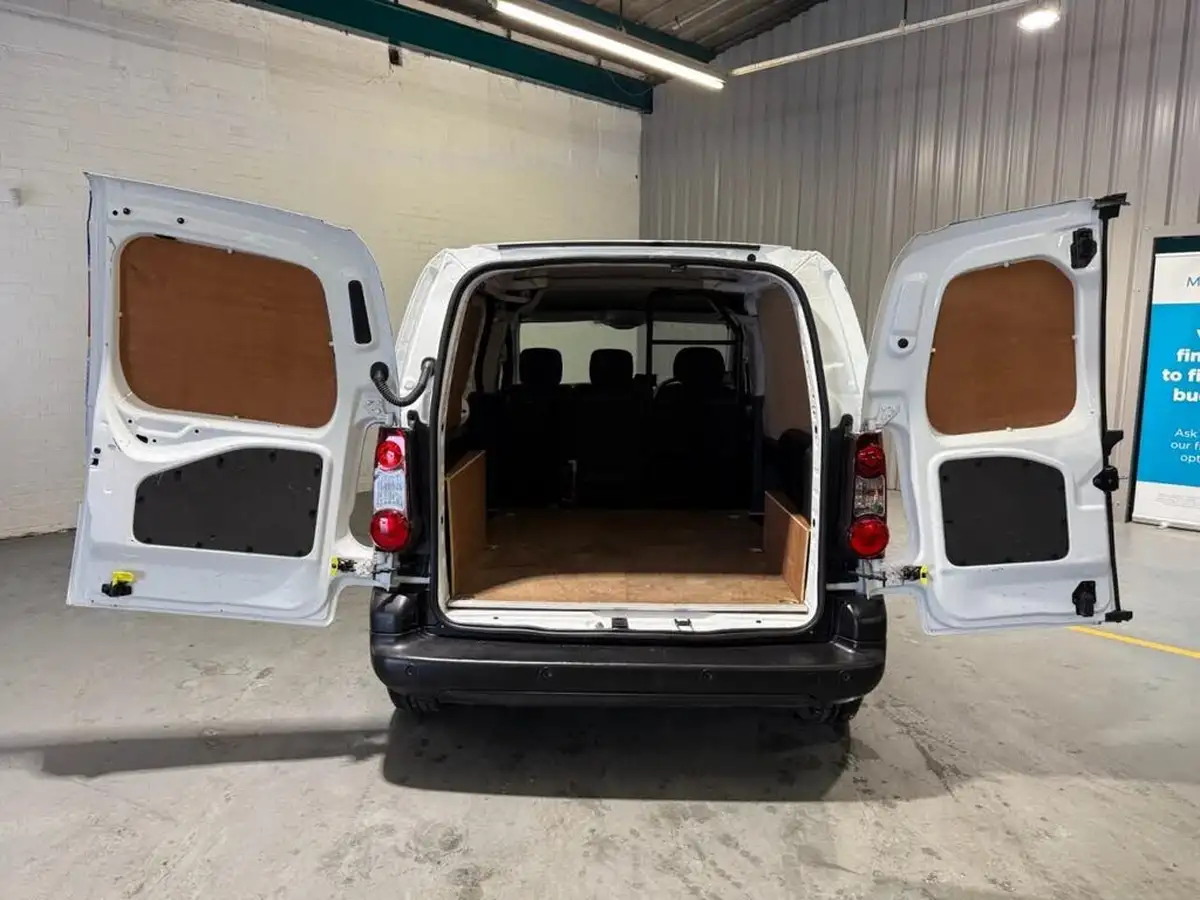 2017-citroen-berlingo-16td-l1625-enterprise-special-edition-16bluehdi-75eu6-panel-big-15