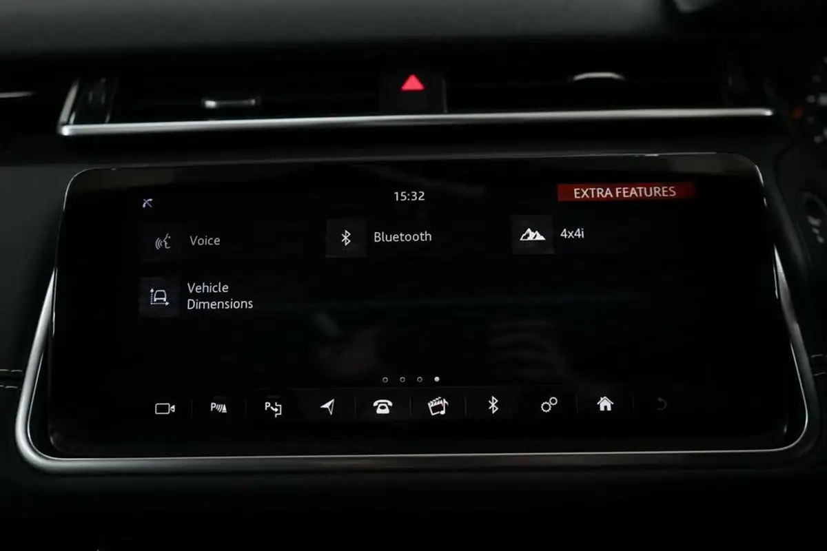 2018-land-rover-range-rover-velar-20-p300-r-dynamic-hse-ss-big-38