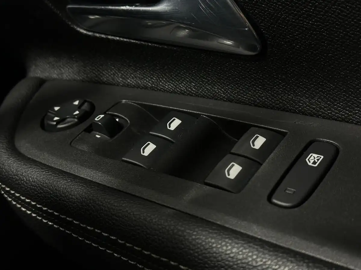 2023-vauxhall-mokka-12-gs-130ps-auto-big-16
