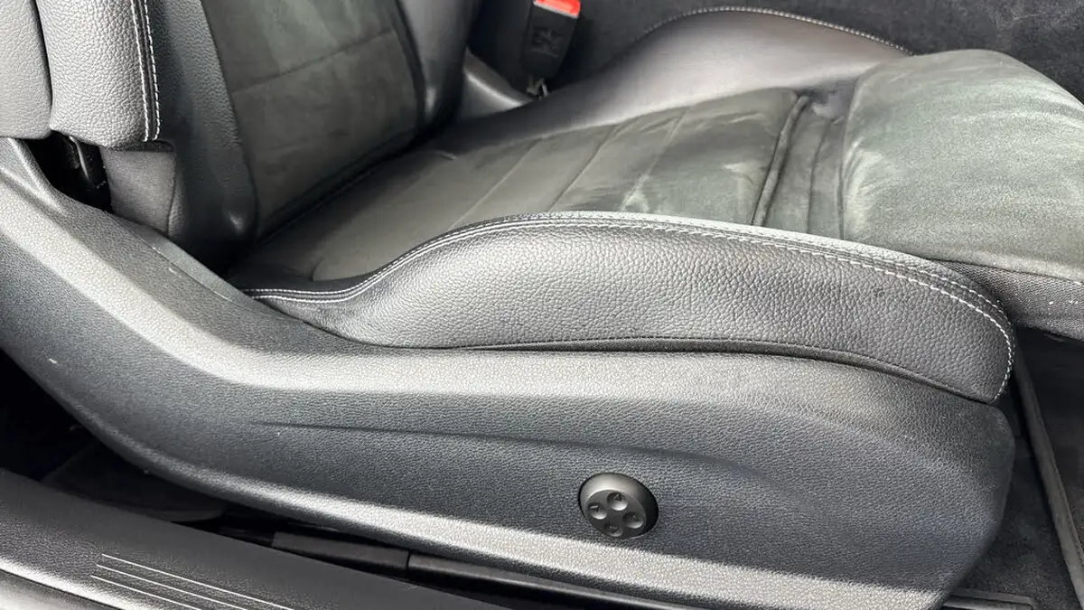 2020-mercedes-benz-e-class-20d-e220d-amg-line-premium-coupe-2d-big-27