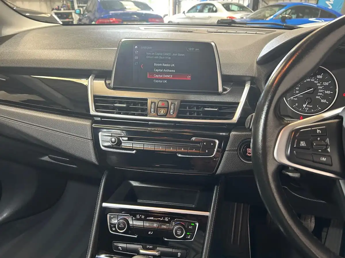 2017-bmw-2-series-15td-216d-sport-active-big-11