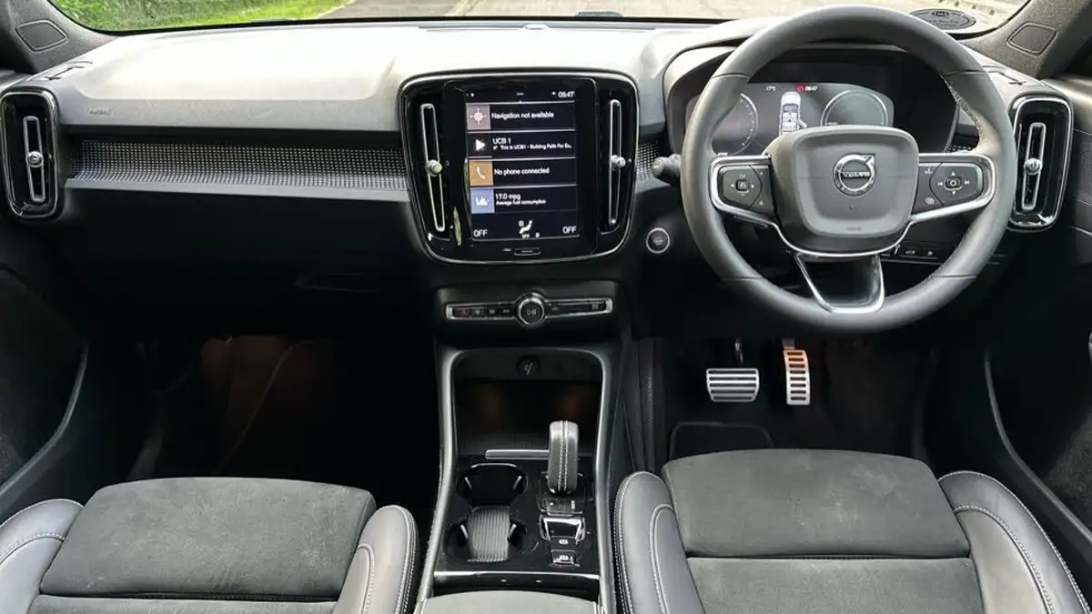 2021-volvo-xc40-15-t5-r-design-262bhp-big-4