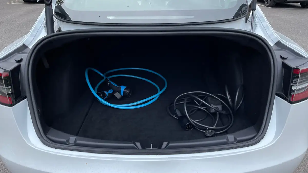 2021-tesla-model-3-e-long-range-awd-big-14