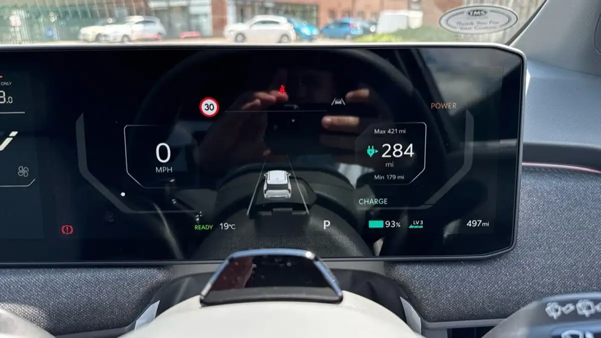 2025-kia-ev3-e-gt-line-s-big-6