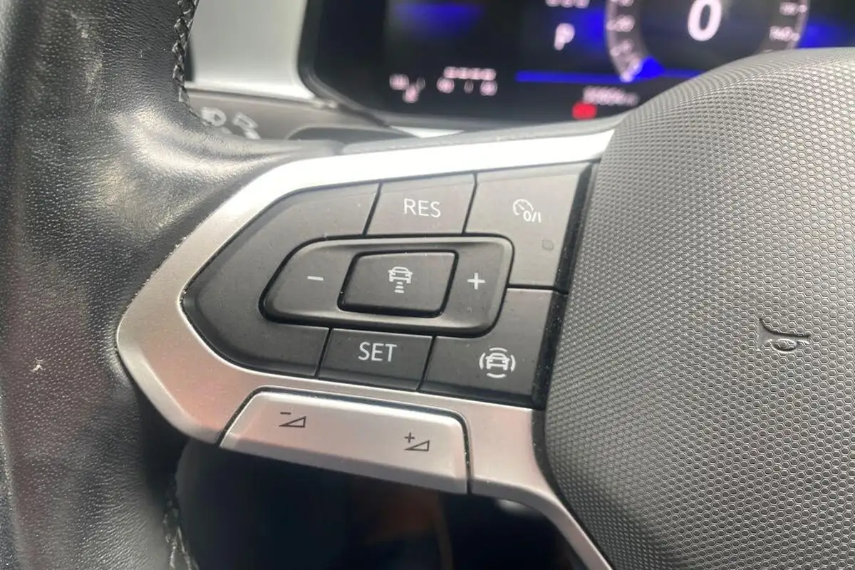 2022-volkswagen-t-roc-15-tsi-life-dsg-big-47