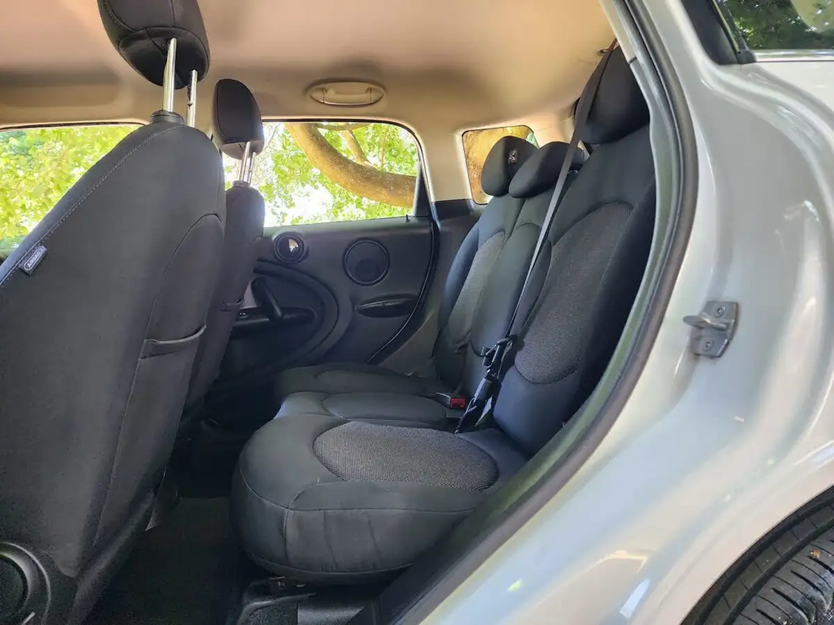 2013-mini-countryman-16-cooper-pepper-big-40