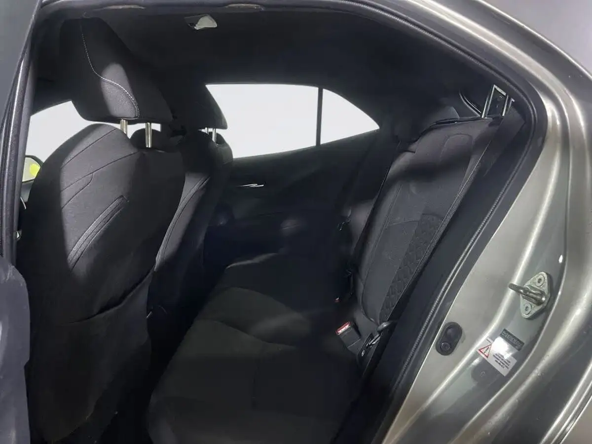 2021-toyota-corolla-18-vvt-i-icon-tech-spare-wheel-hatchback-5d-big-13