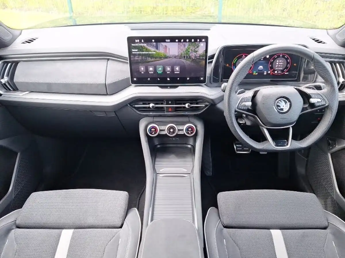 2024-skoda-kodiaq-15-tsi-sportline-204ps-iv-5-big-2