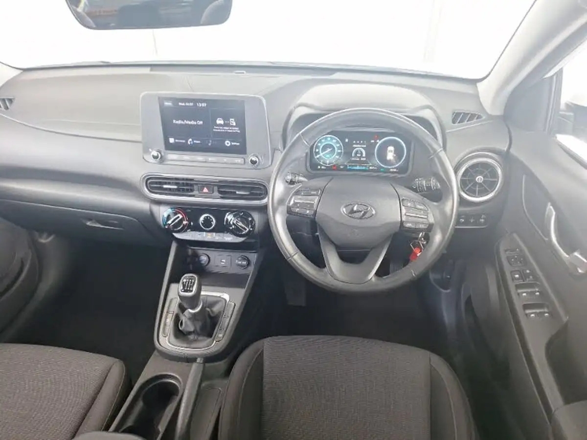 2021-hyundai-kona-10-t-gdi-se-connect-big-6