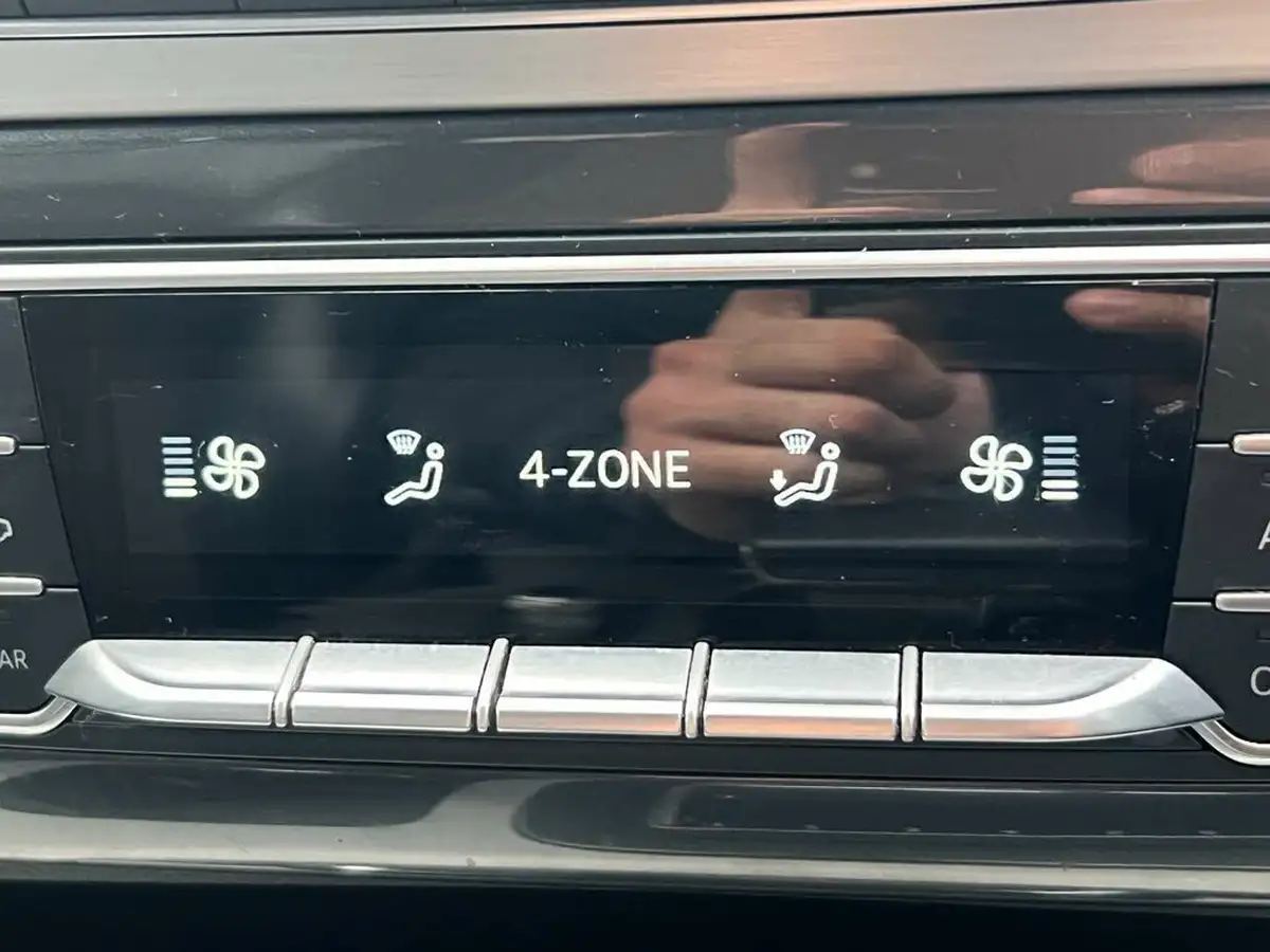 2015-audi-q7-30tdi-quattro-s-line-272ps-ss-big-48